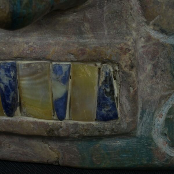 Pre Columbian Chavin Stone Mask Ritual Artifact with Inlays - Imagen 11