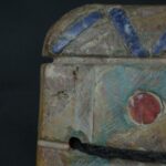 Pre Columbian Chavin Stone Mask Ritual Artifact with Inlays - Imagen 14