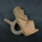 Pre Columbian Moche Ceramic Warrior Bottle Ceremonial Artifact - Imagen 4