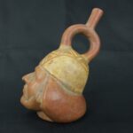 Pre Columbian Moche Ceramic Face Bottle Ceremonial Artifact Peru - Imagen 2
