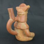 Pre Columbian Moche Ceramic Seated Priest Vessel Ritual Artifact - Imagen 5