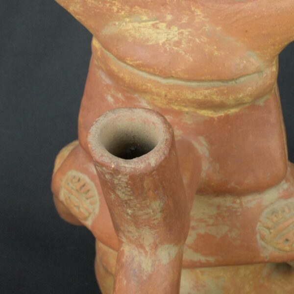 Pre Columbian Moche Ceramic Seated Priest Vessel Ritual Artifact - Imagen 14