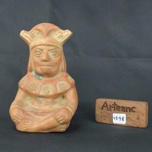 Pre Columbian Moche Ceramic Seated Priest Vessel Ritual Artifact - Imagen 16