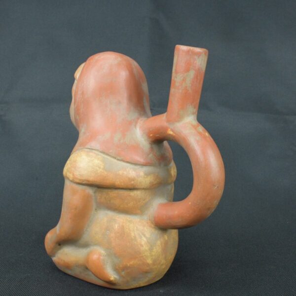 Pre Columbian Moche Ceramic Warrior Bottle Ceremonial Artifact - Imagen 2