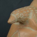 Pre Columbian Moche Ceramic Bottle Ritual Artifact with Bird Design - Imagen 12