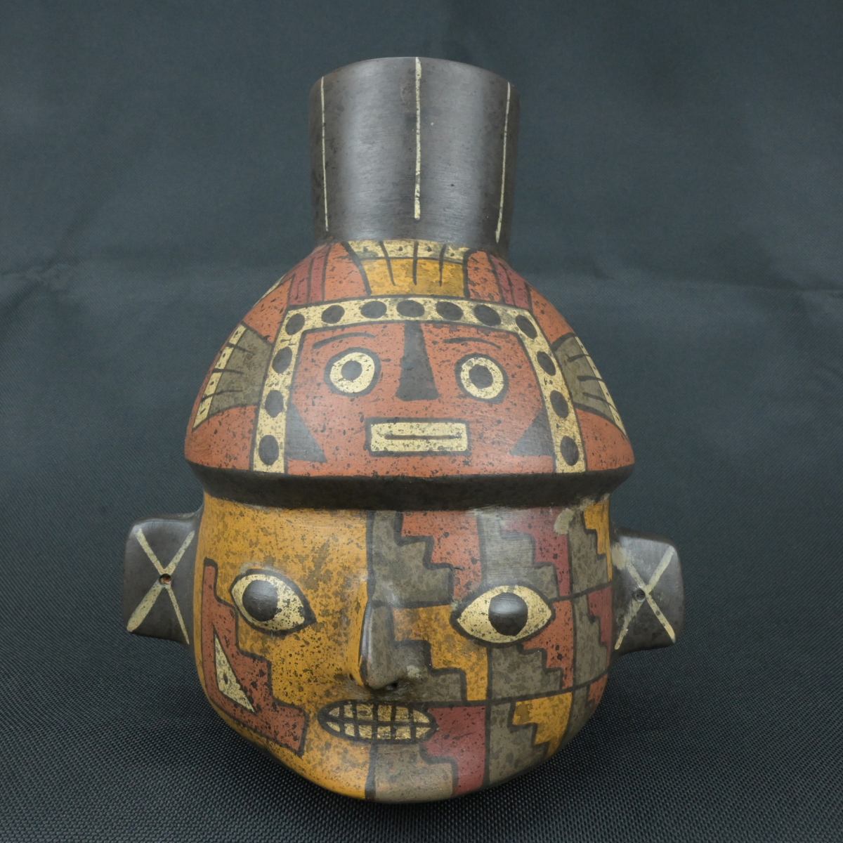DSC_9700 Pre Columbian Paracas Ceramic Ritual Bottle with Human Face Artifact - Imagen 1
