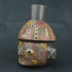 Pre Columbian Paracas Ceramic Ritual Bottle with Human Face Artifact - Imagen 2
