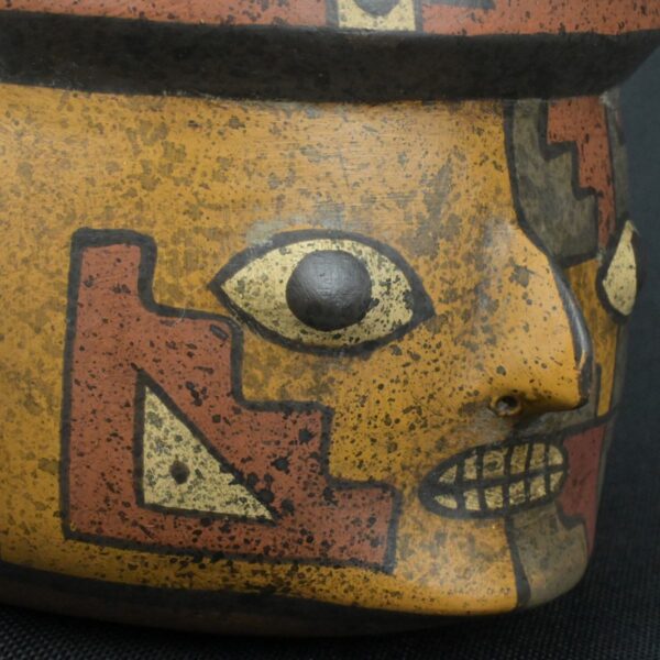Pre Columbian Paracas Ceramic Ritual Bottle with Human Face Artifact - Imagen 12