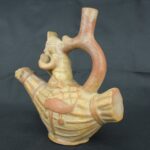 Pre Columbian Moche Ceramic Fisherman Vessel Ritual Artifact Peru - Imagen 2