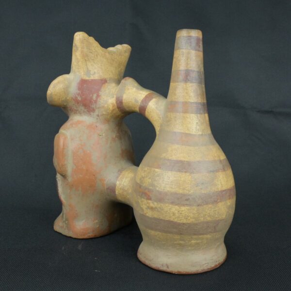 Pre Columbian Vicus Ceramic Whistle Warrior Ritual Artifact Peru - Imagen 3