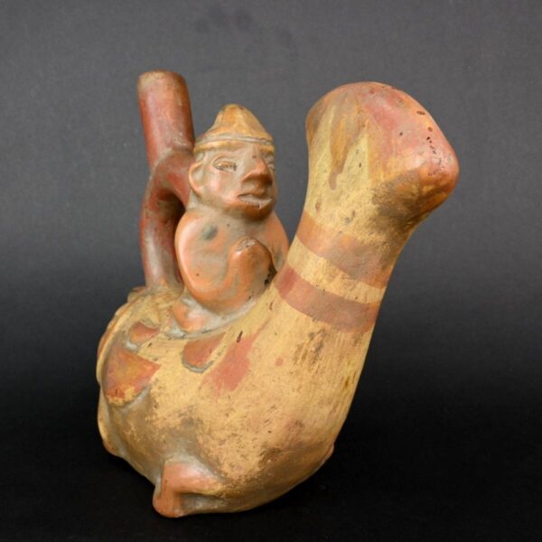 Ancient pre-Columbian Moche ceramic instrument representing a fisherman - Image 2