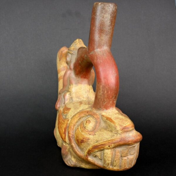 Ancient pre-Columbian Moche ceramic instrument representing a fisherman - Image 5